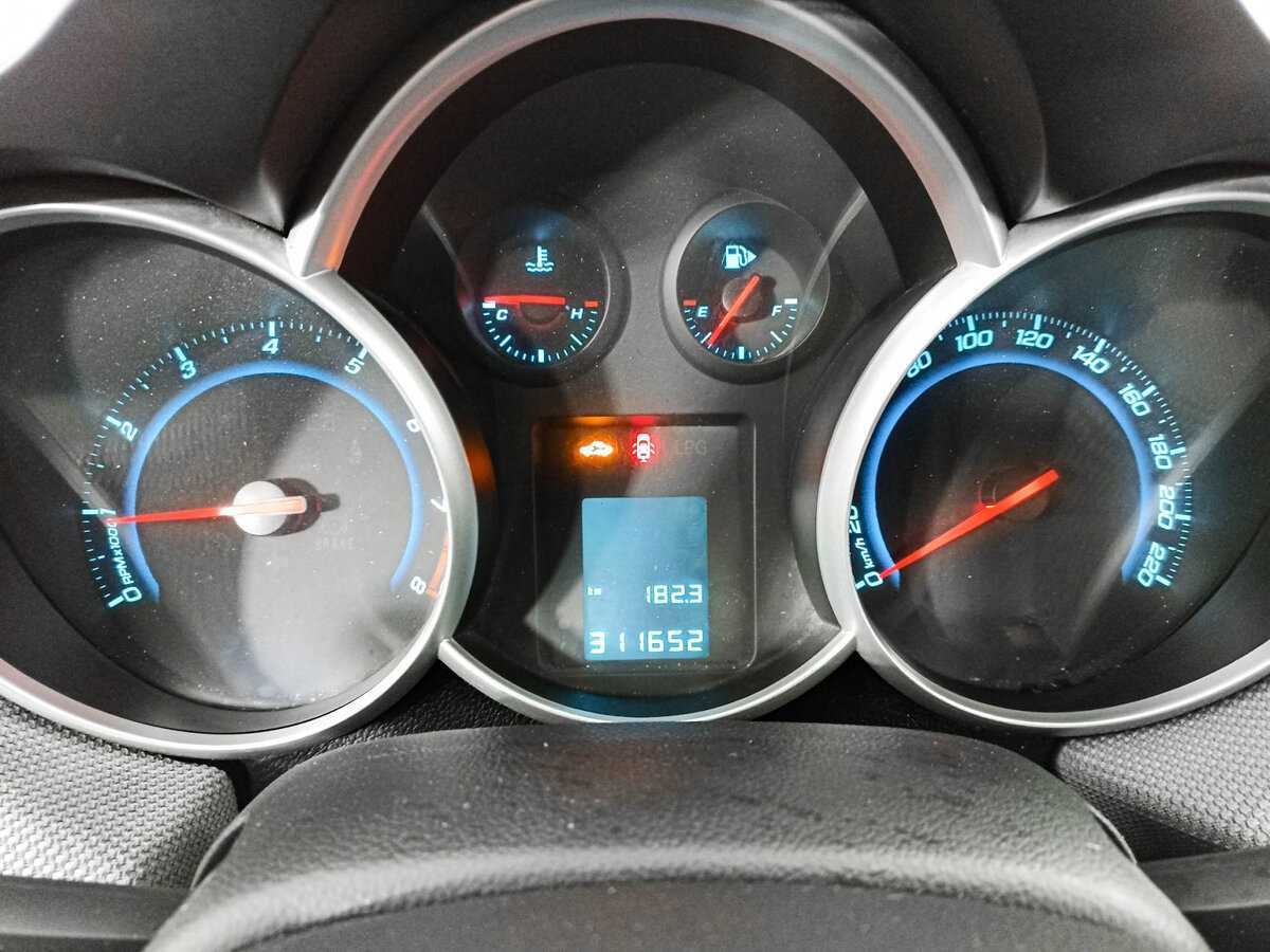 Chevrolet Cruze б/у, 2012, Механическая. Фото: #10