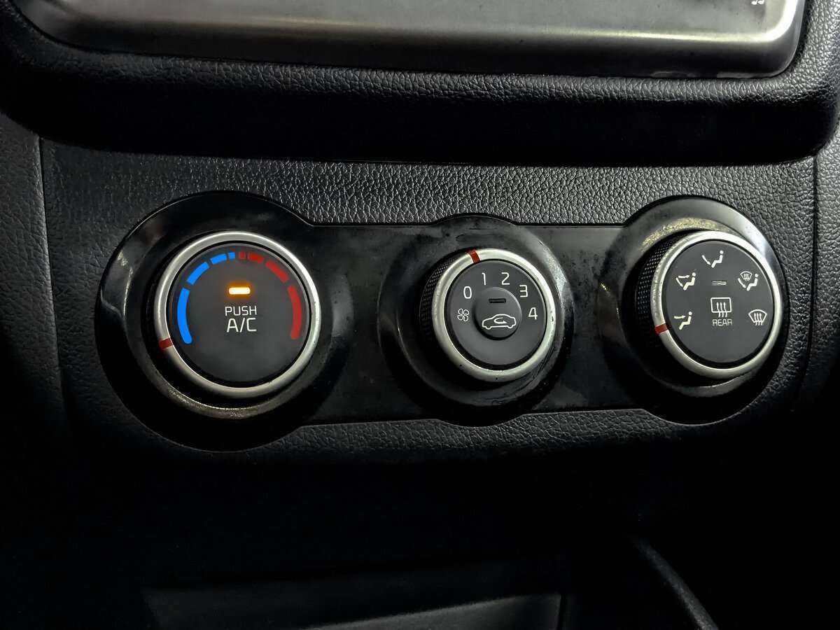 Kia Rio б/у, 2017, Автоматическая. Фото: #15