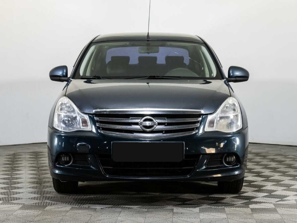 Nissan Almera б/у, 2016, Механическая. Фото: #1