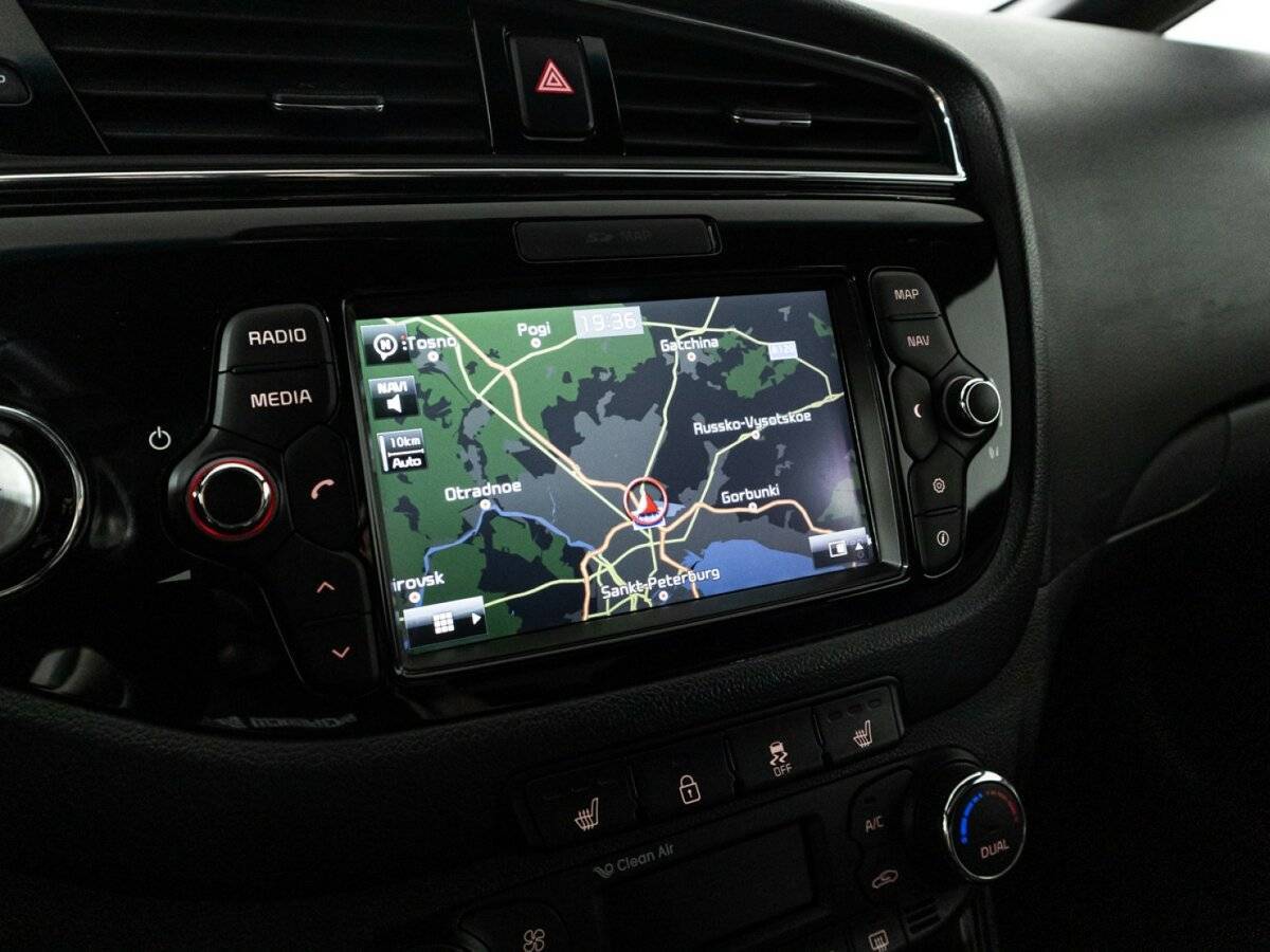 Kia Ceed б/у, 2016, Роботизированная. Фото: #16