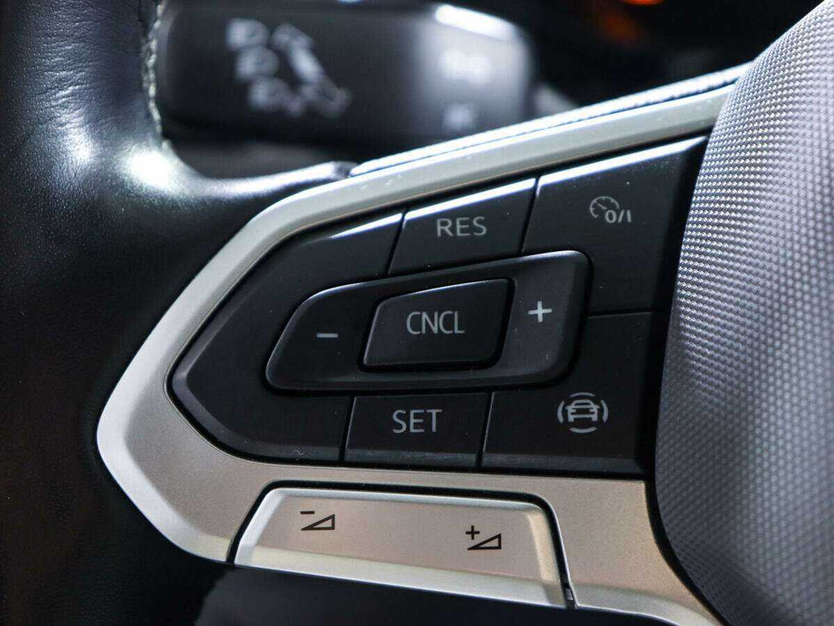 Volkswagen Polo б/у, 2020, Роботизированная. Фото: #17