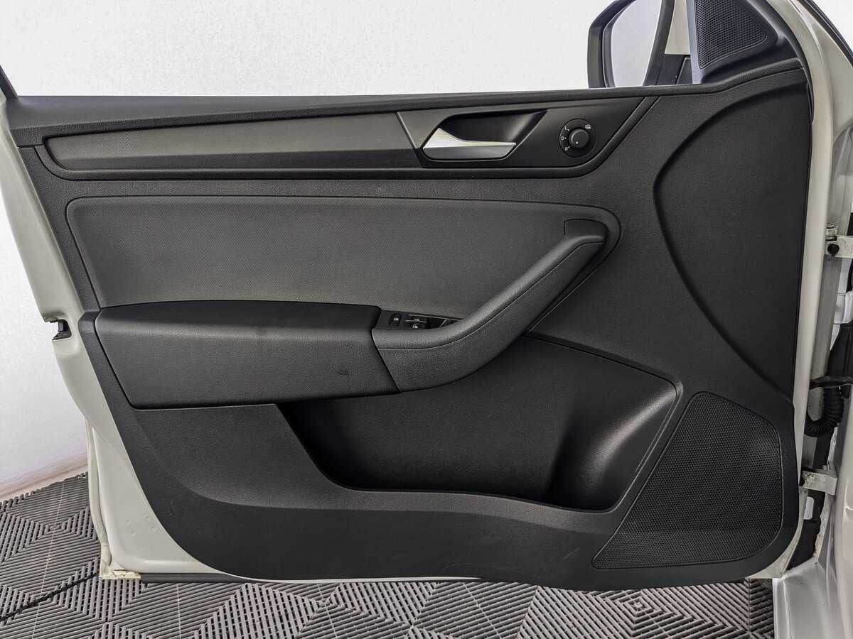 Volkswagen Polo б/у, 2020, Автоматическая. Фото: #14