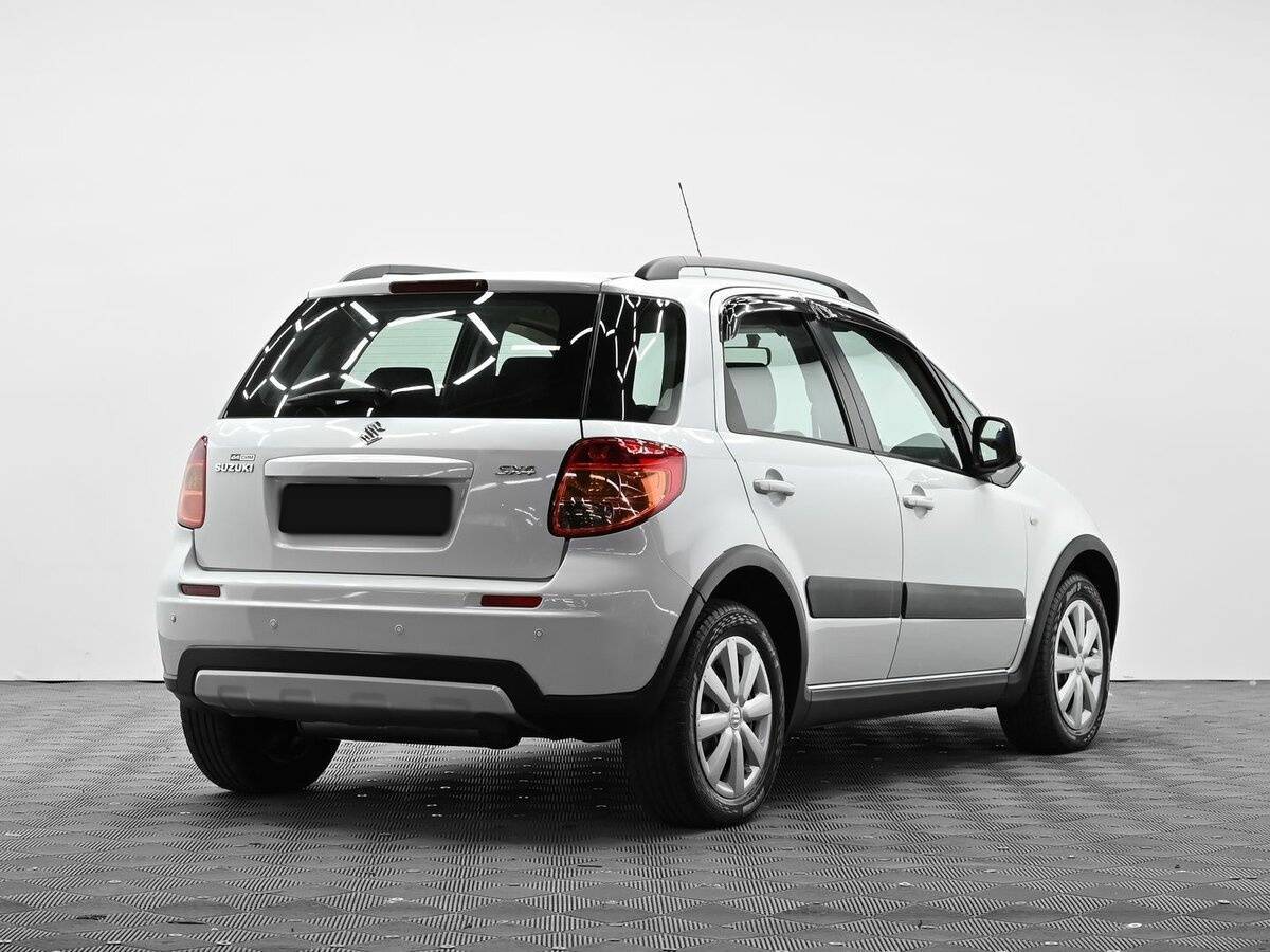 Suzuki SX4 б/у, 2013, Автоматическая. Фото: #3