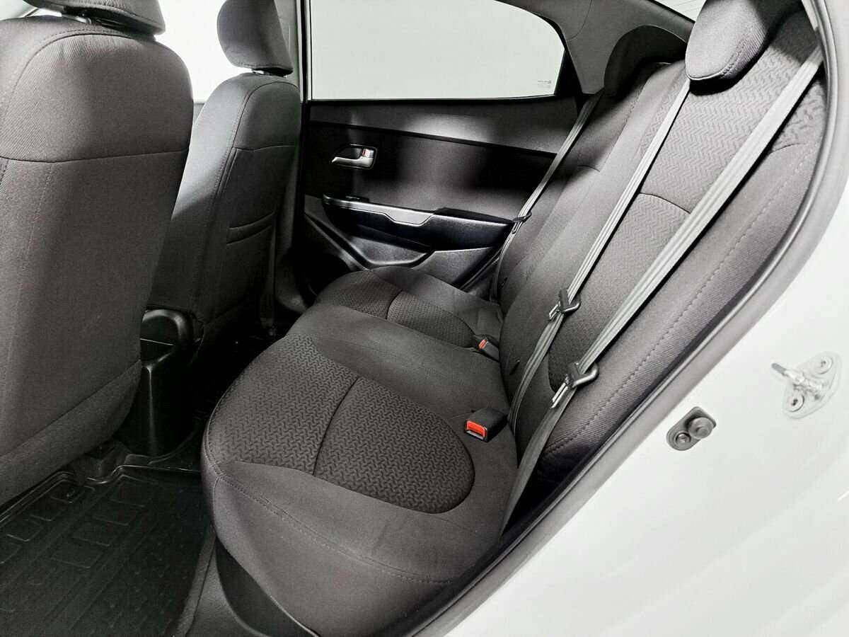 Kia Rio б/у, 2013, Механическая. Фото: #11