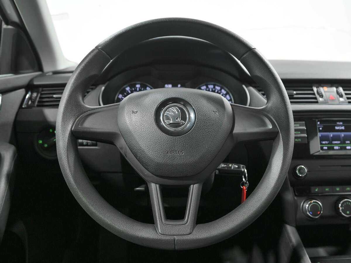 Skoda Octavia б/у, 2016, Автоматическая. Фото: #8