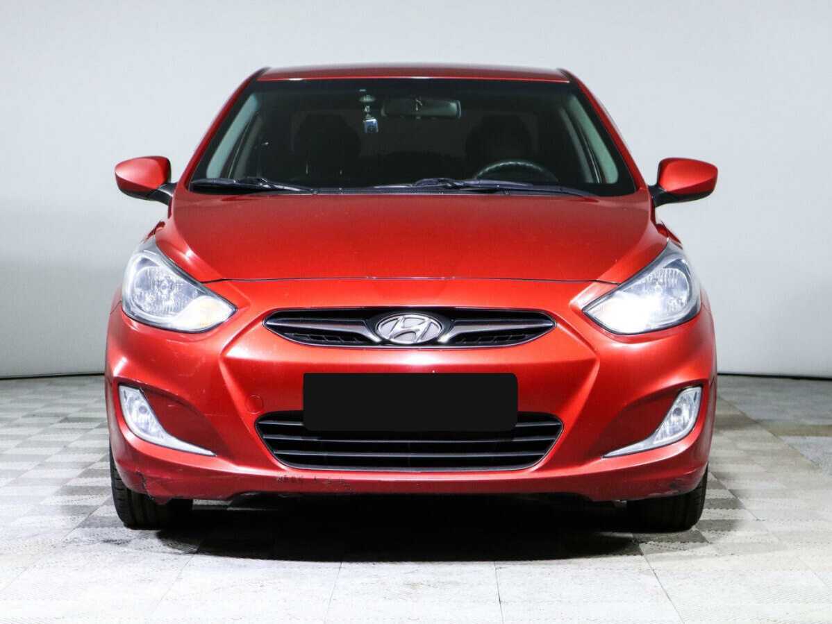 Hyundai Solaris б/у, 2013, Автоматическая. Фото: #1