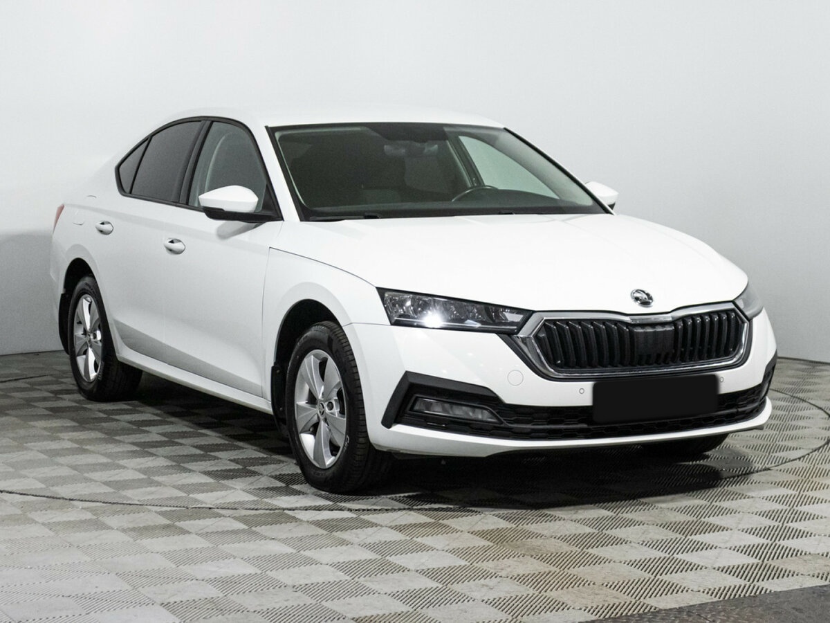 Skoda Octavia б/у, 2021, Автоматическая. Фото: #2