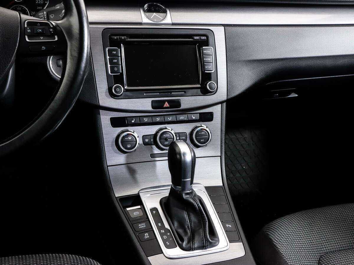 Volkswagen Passat б/у, 2014, Роботизированная. Фото: #10