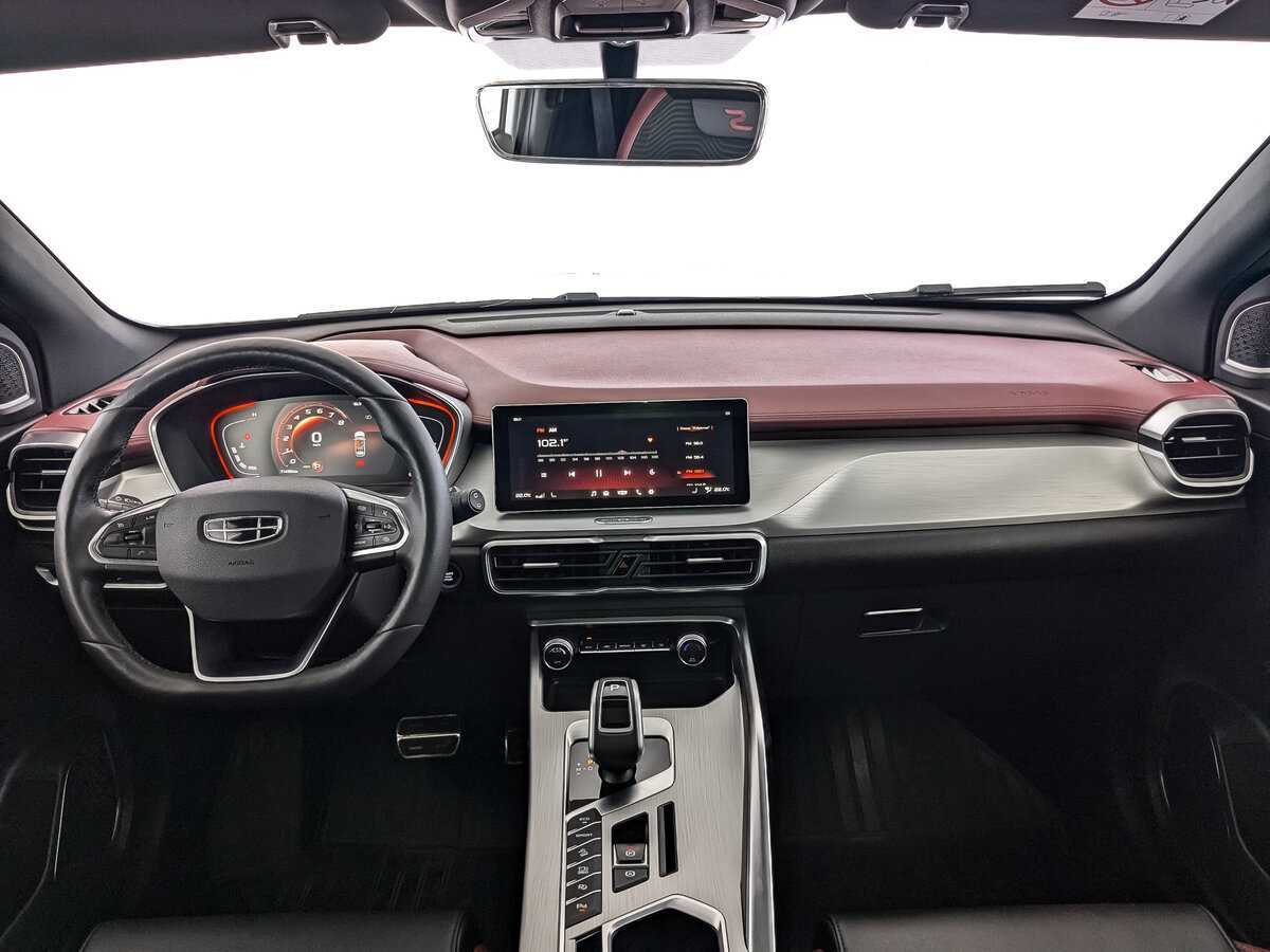 Geely Coolray б/у, 2021, Роботизированная. Фото: #9