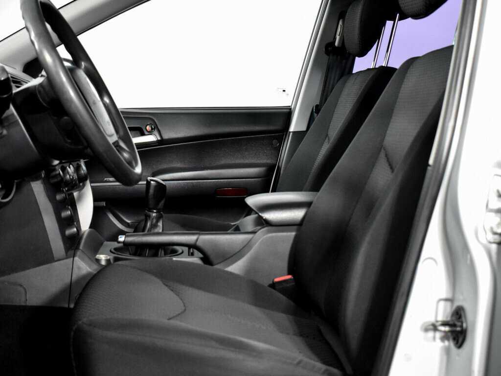 SsangYong Kyron б/у, 2012, Механическая. Фото: #10