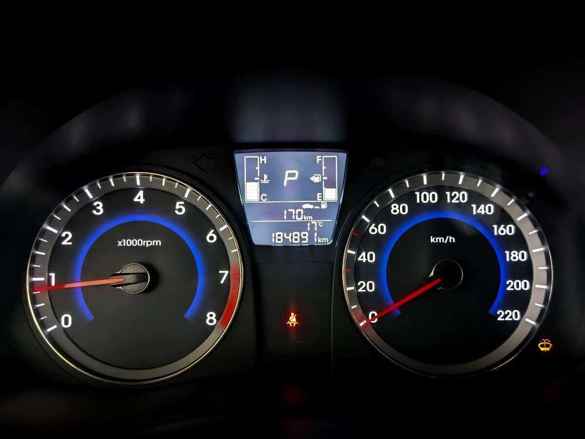 Hyundai Solaris б/у, 2015, Автоматическая. Фото: #10