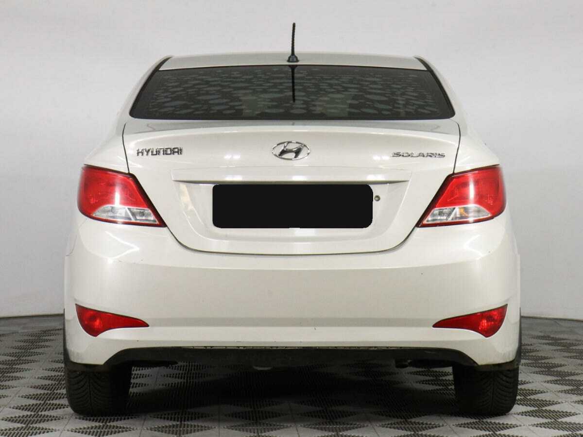 Hyundai Solaris б/у, 2015, Механическая. Фото: #5
