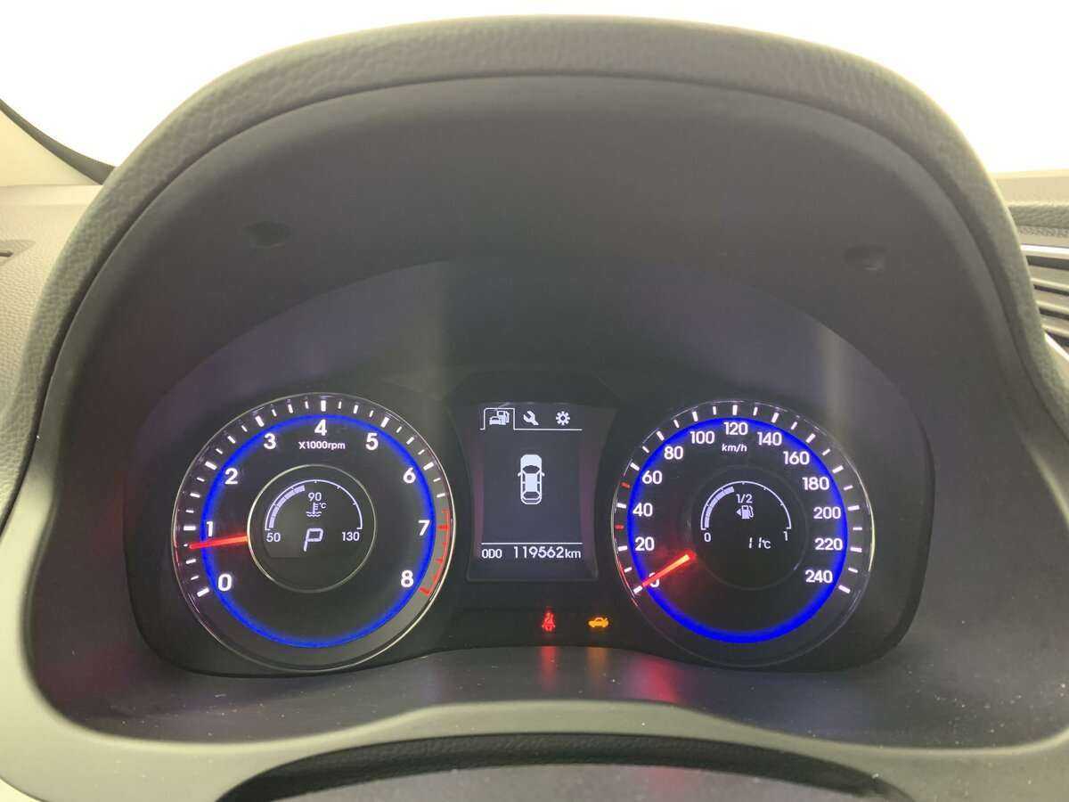 Hyundai i40 б/у, 2016, Автоматическая. Фото: #9