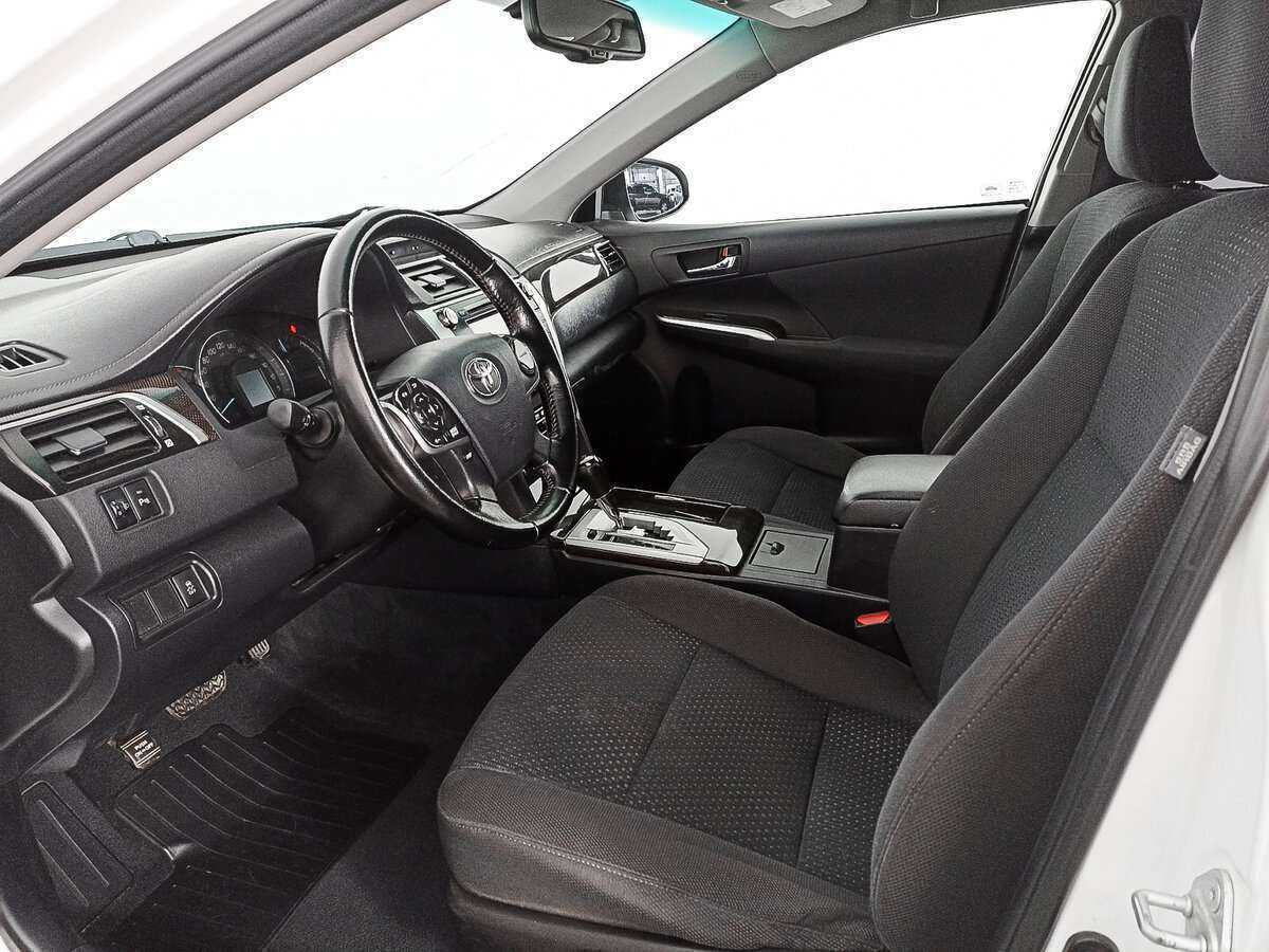 Toyota Camry б/у, 2014, Автоматическая. Фото: #13