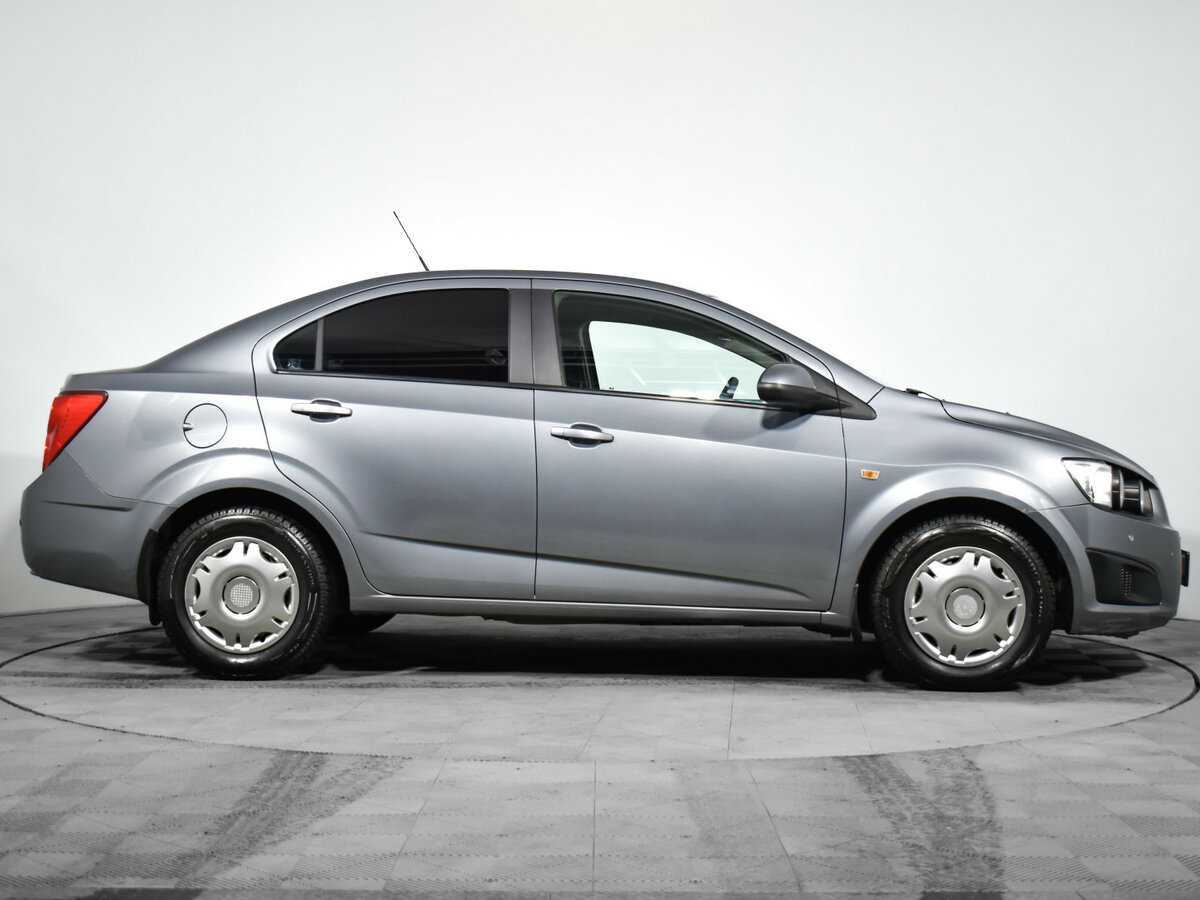 Chevrolet Aveo б/у, 2014, Автоматическая. Фото: #3