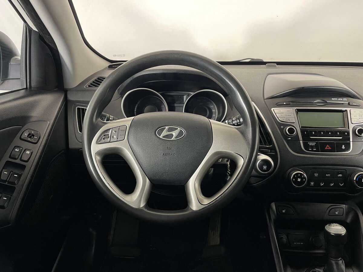 Hyundai ix35 б/у, 2013, Механическая. Фото: #10