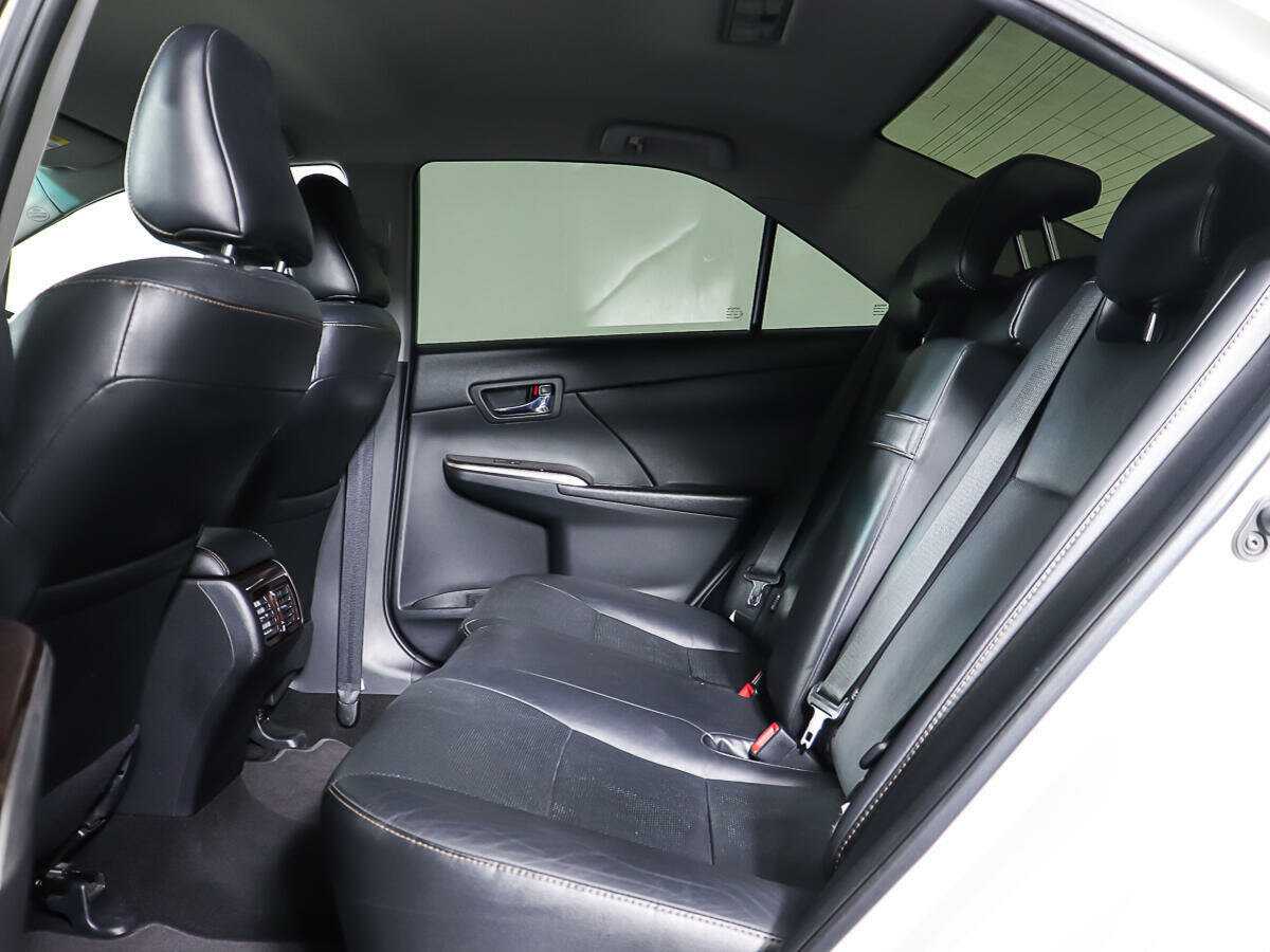 Toyota Camry б/у, 2017, Автоматическая. Фото: #3