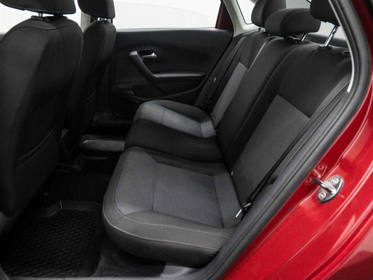 Volkswagen Polo б/у, 2017, Автоматическая. Фото: #9