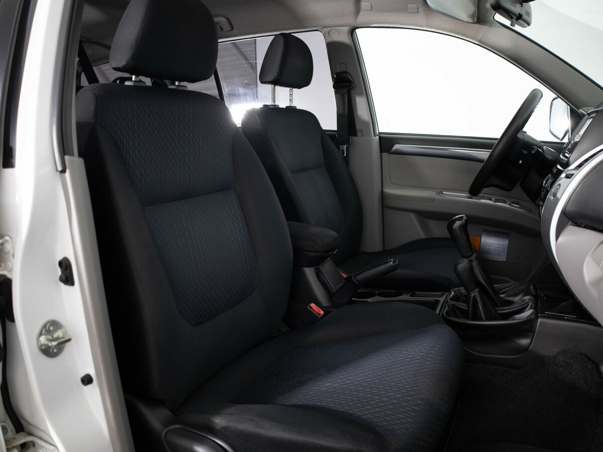 Mitsubishi Pajero Sport б/у, 2014, Механическая. Фото: #16