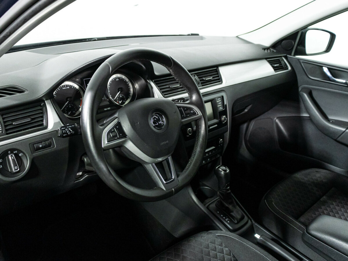 Skoda Rapid б/у, 2016, Роботизированная. Фото: #10