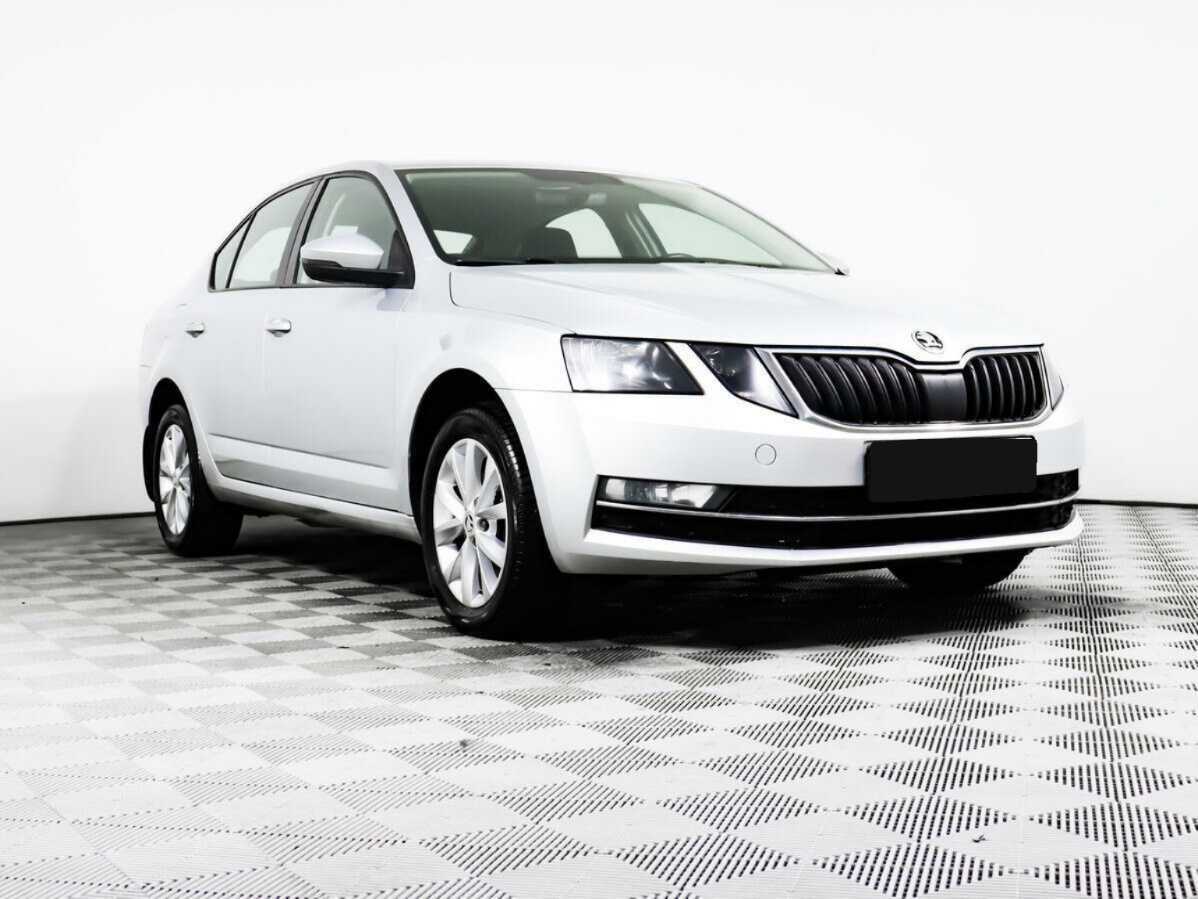 Skoda Octavia б/у, 2018, Роботизированная. Фото: #2