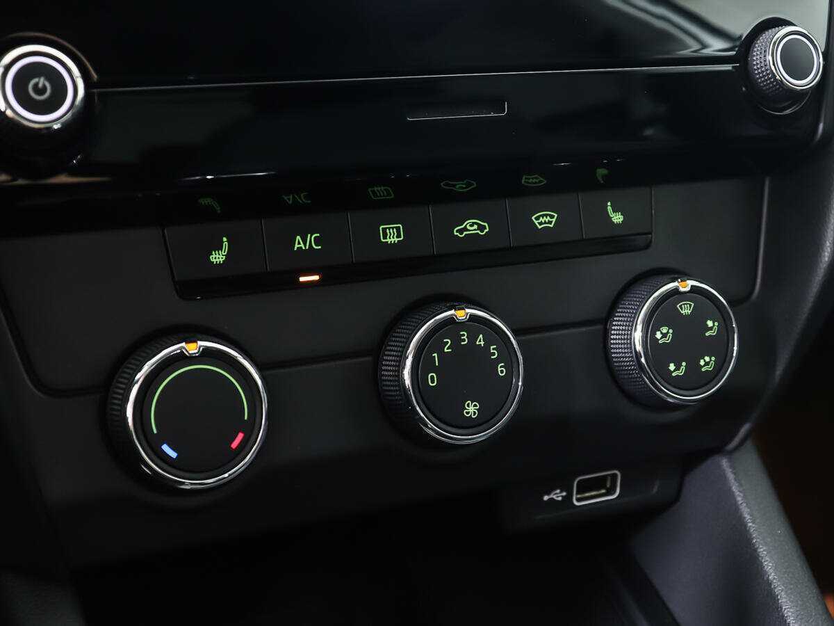 Skoda Octavia б/у, 2018, Автоматическая. Фото: #15