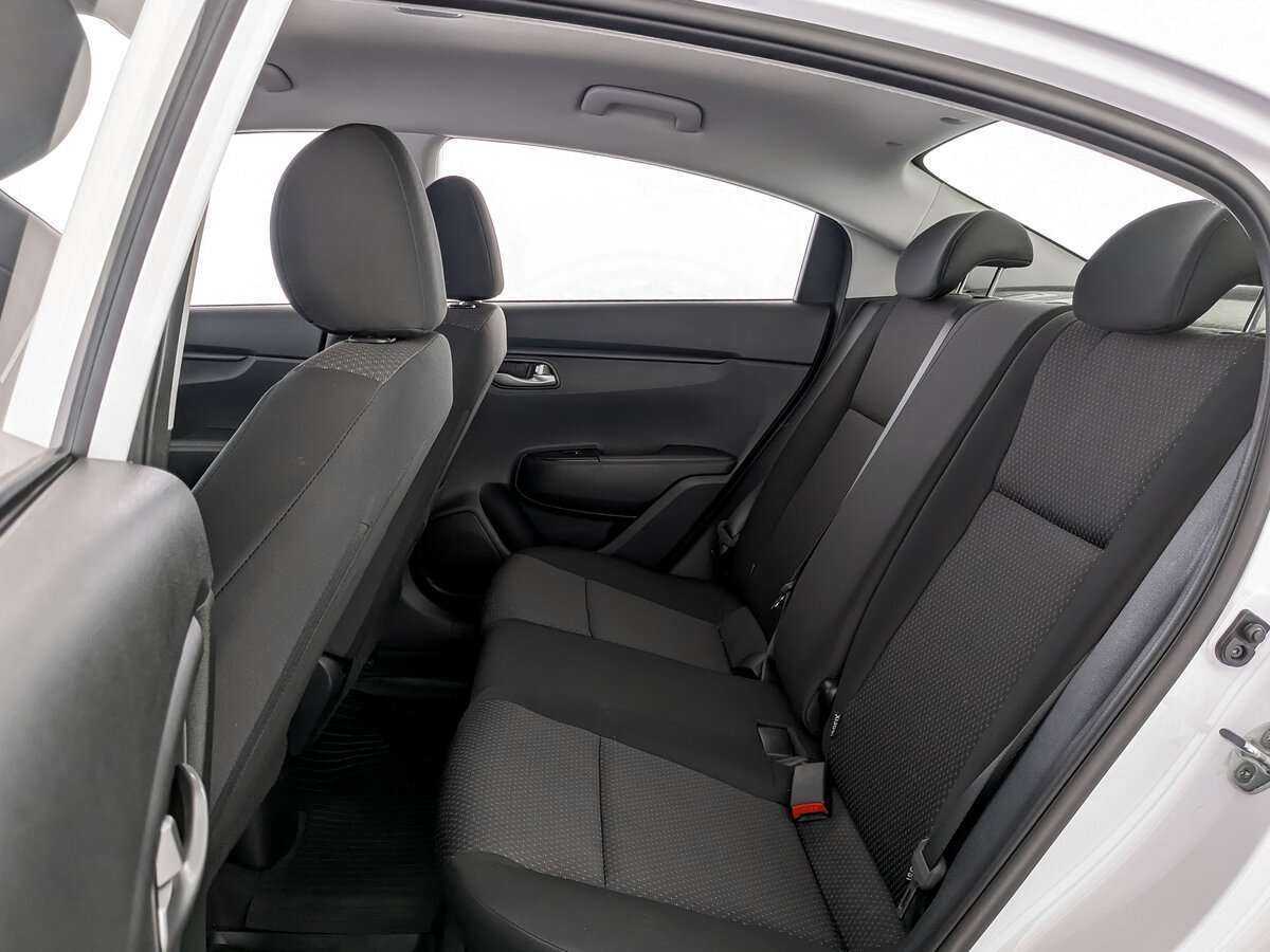 Kia Rio б/у, 2021, Автоматическая. Фото: #9