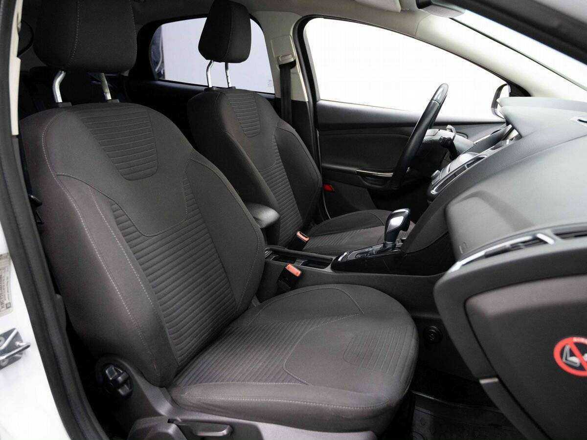 Ford Focus б/у, 2016, Автоматическая. Фото: #11