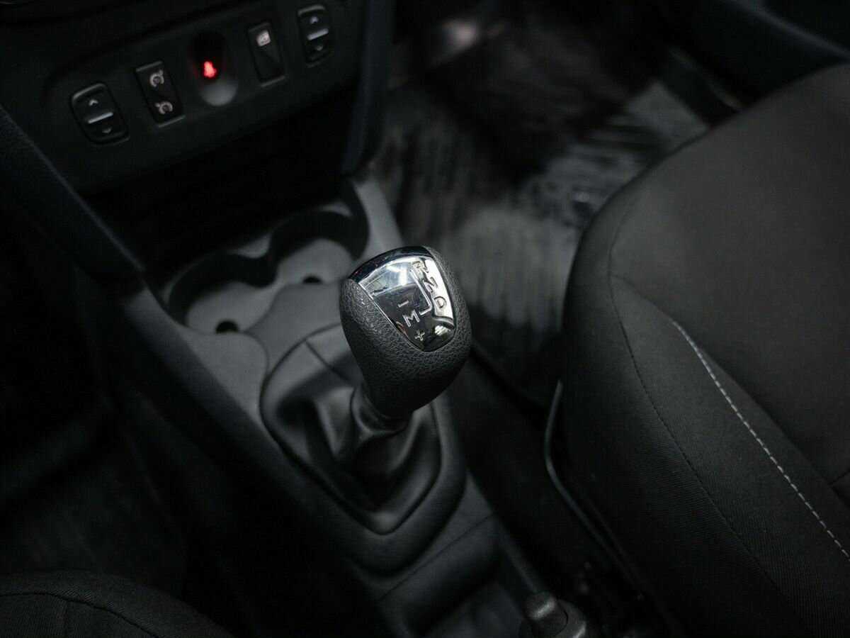 Renault Sandero б/у, 2015, Роботизированная. Фото: #19