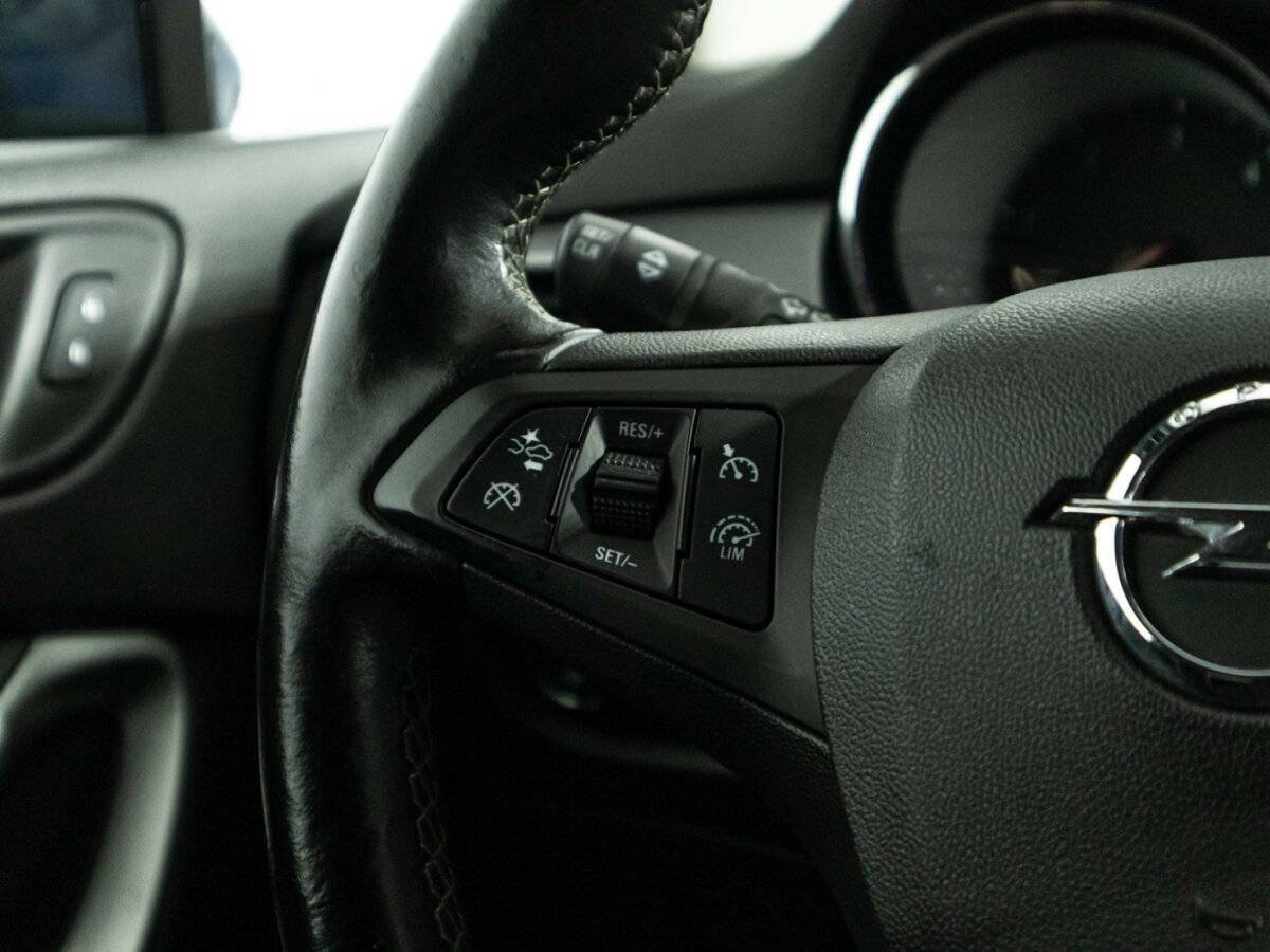 Opel Astra б/у, 2019, Автоматическая. Фото: #17