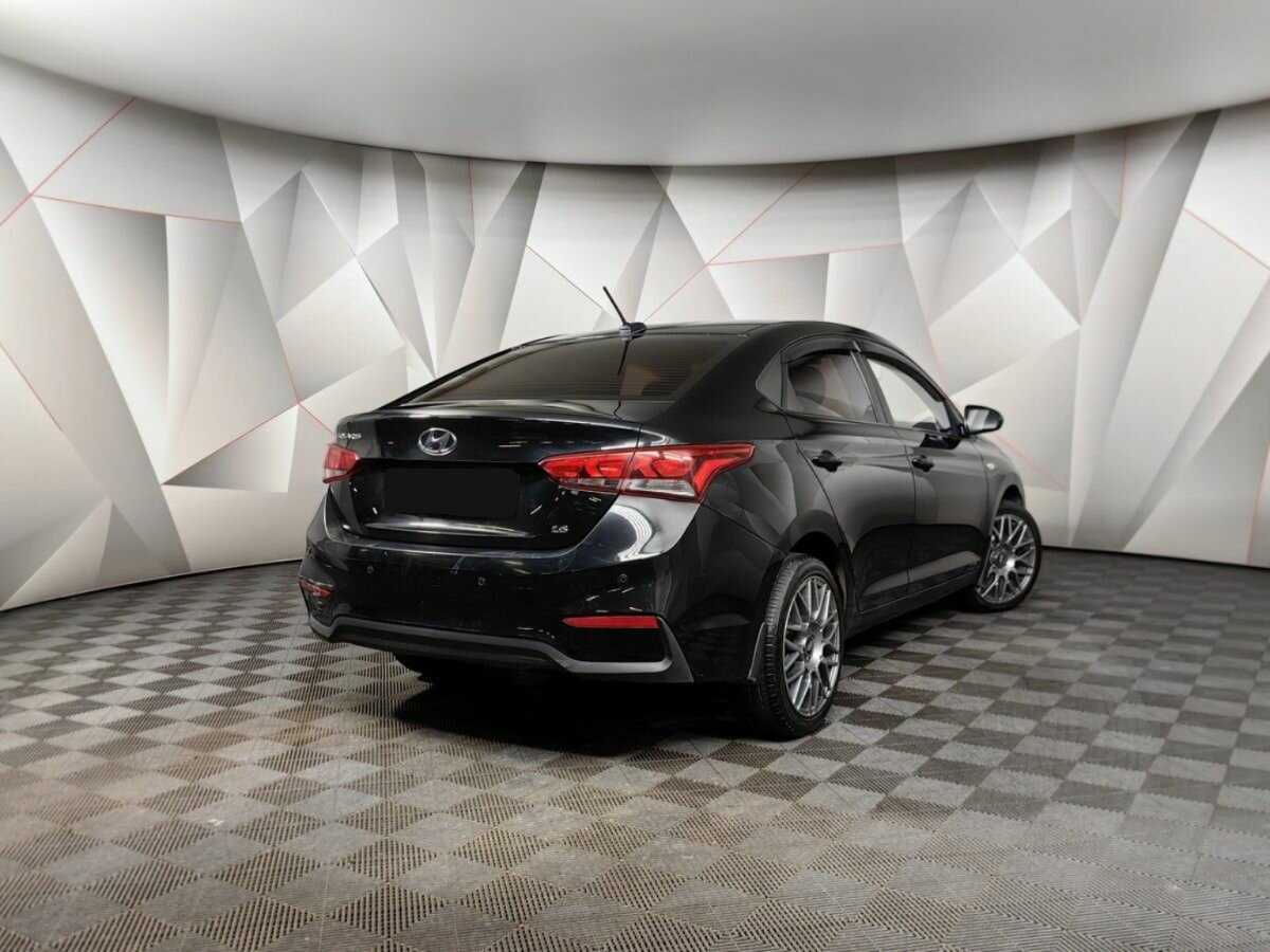Hyundai Solaris б/у, 2017, Автоматическая. Фото: #1