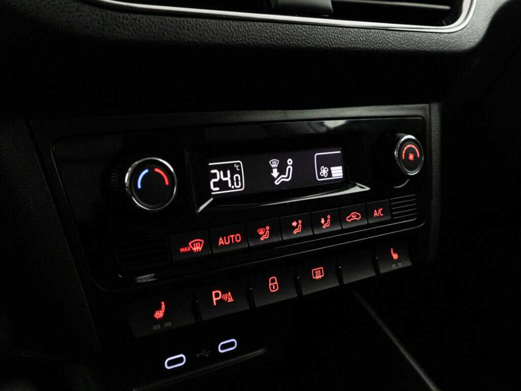 Volkswagen Polo б/у, 2020, Роботизированная. Фото: #14