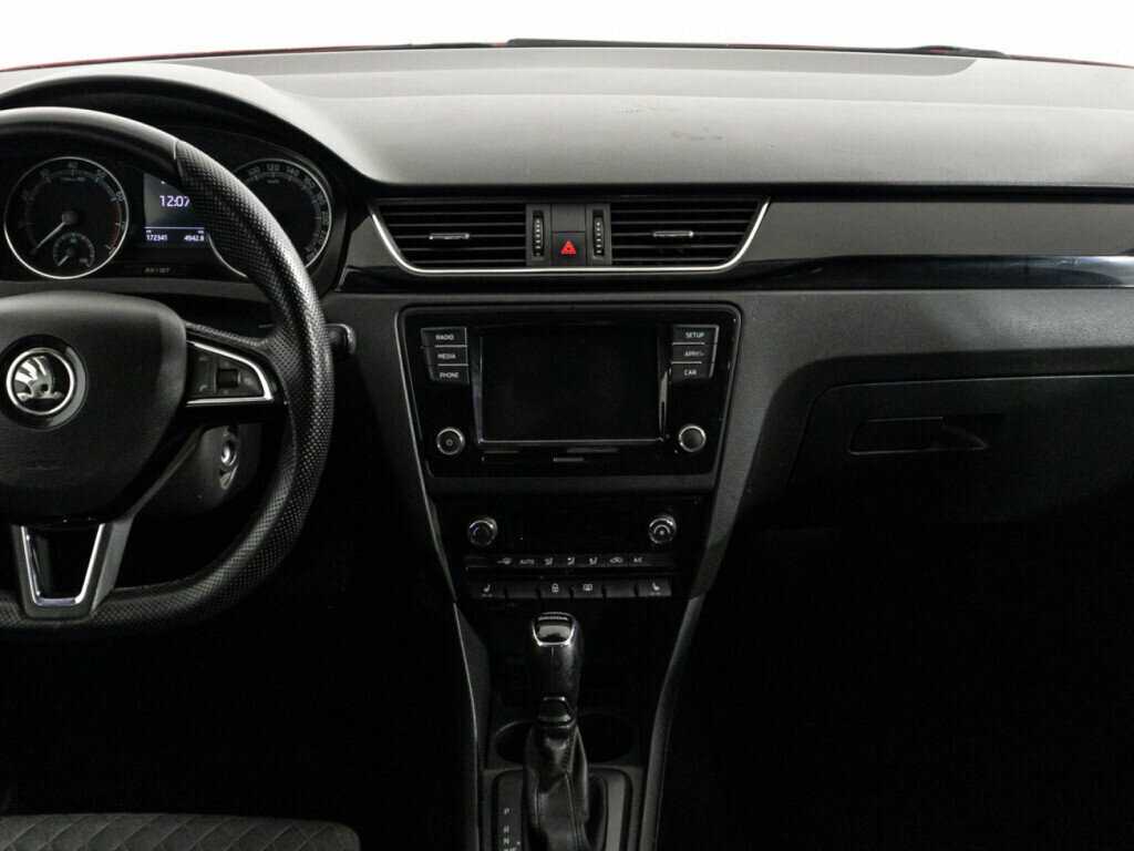 Skoda Rapid б/у, 2018, Роботизированная. Фото: #13