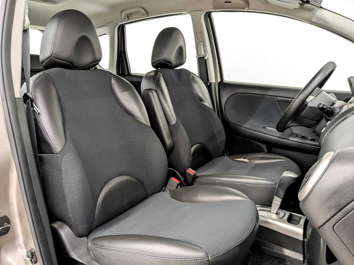 Nissan Note б/у, 2013, Автоматическая. Фото: #22