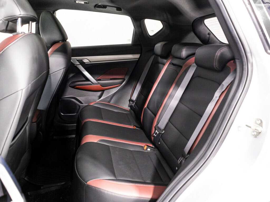 Geely Coolray б/у, 2021, Роботизированная. Фото: #9