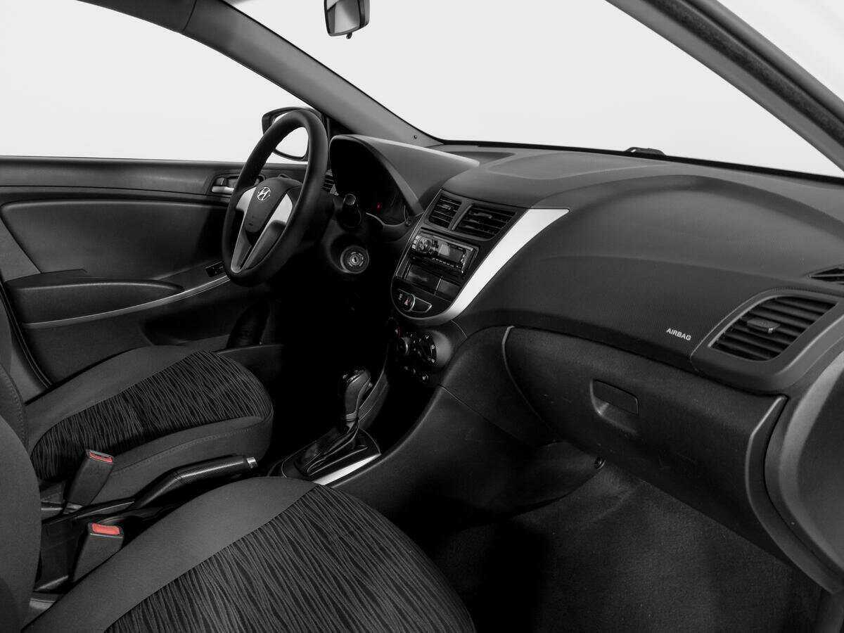 Hyundai Solaris б/у, 2015, Автоматическая. Фото: #8