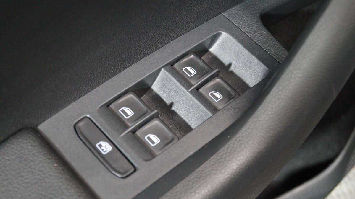 Skoda Octavia б/у, 2014, Роботизированная. Фото: #7