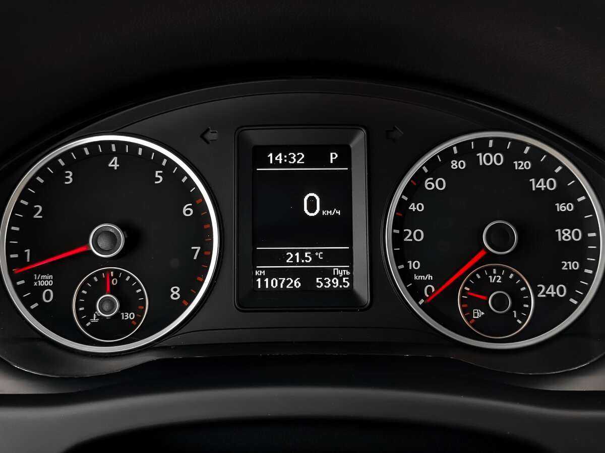 Volkswagen Tiguan б/у, 2015, Роботизированная. Фото: #11