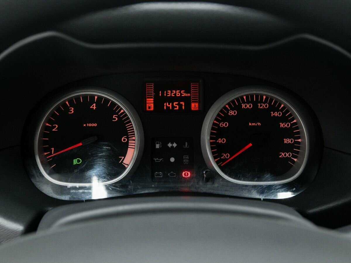 Renault Duster б/у, 2014, Механическая. Фото: #19