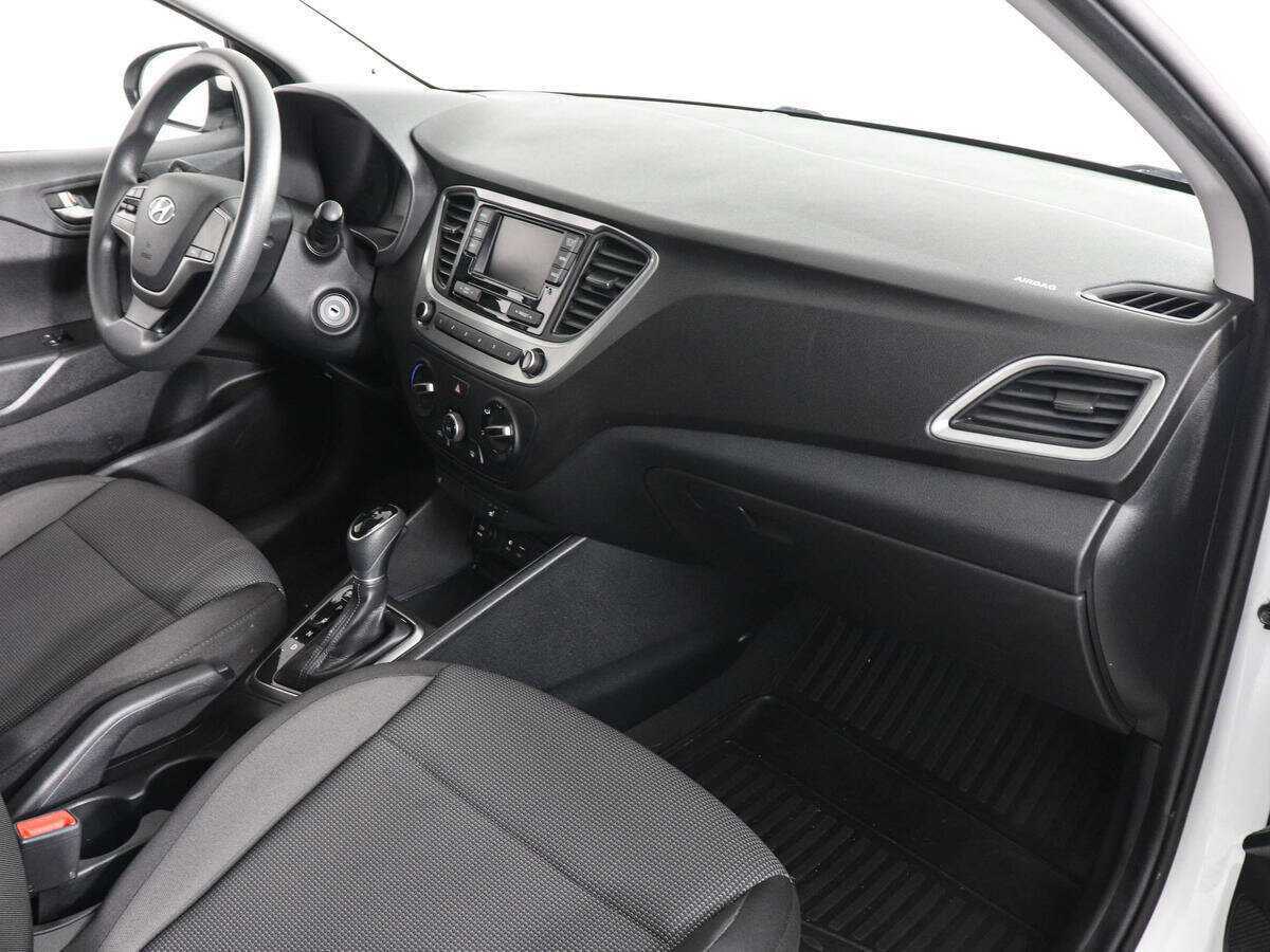 Hyundai Solaris б/у, 2017, Автоматическая. Фото: #9