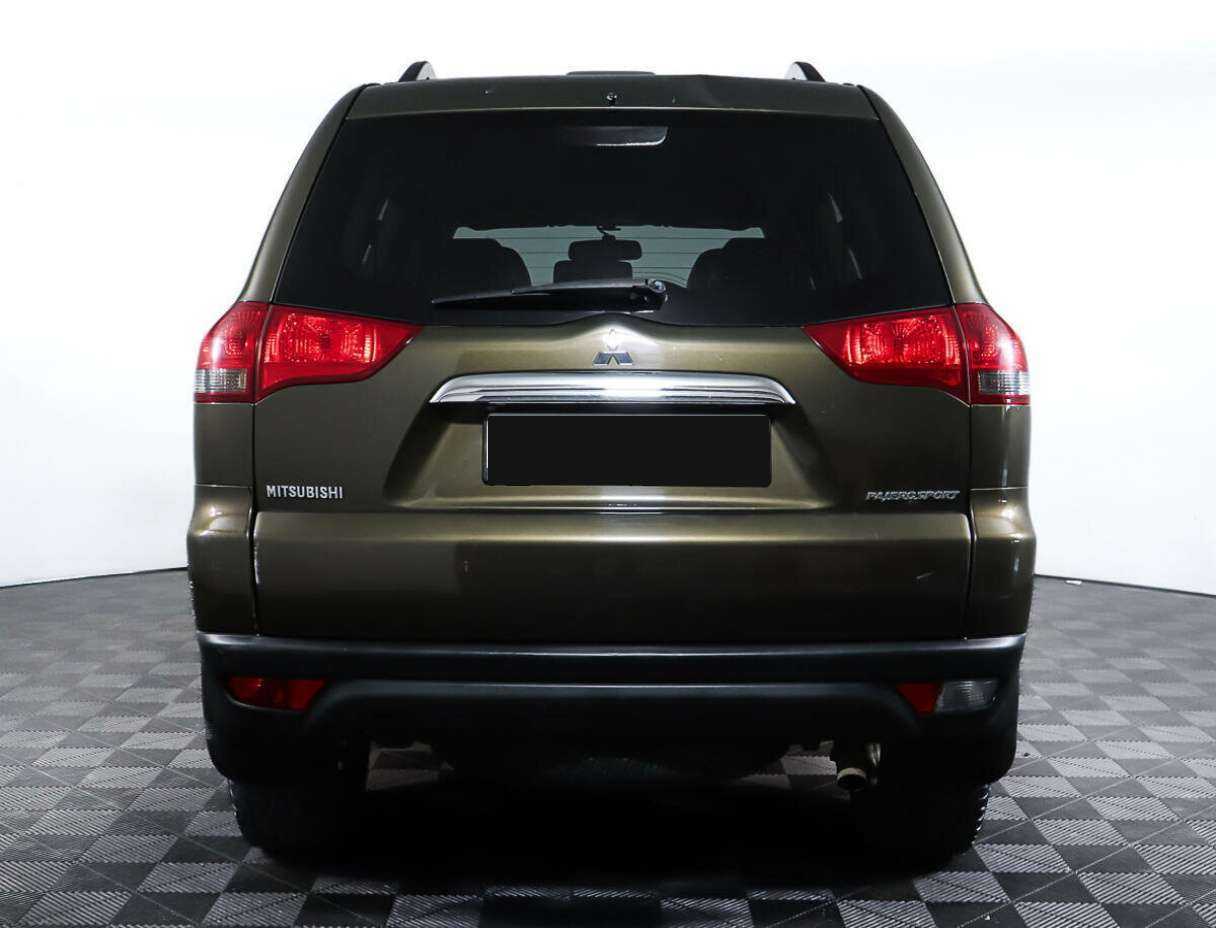 Mitsubishi Pajero Sport б/у, 2014, Автоматическая. Фото: #4
