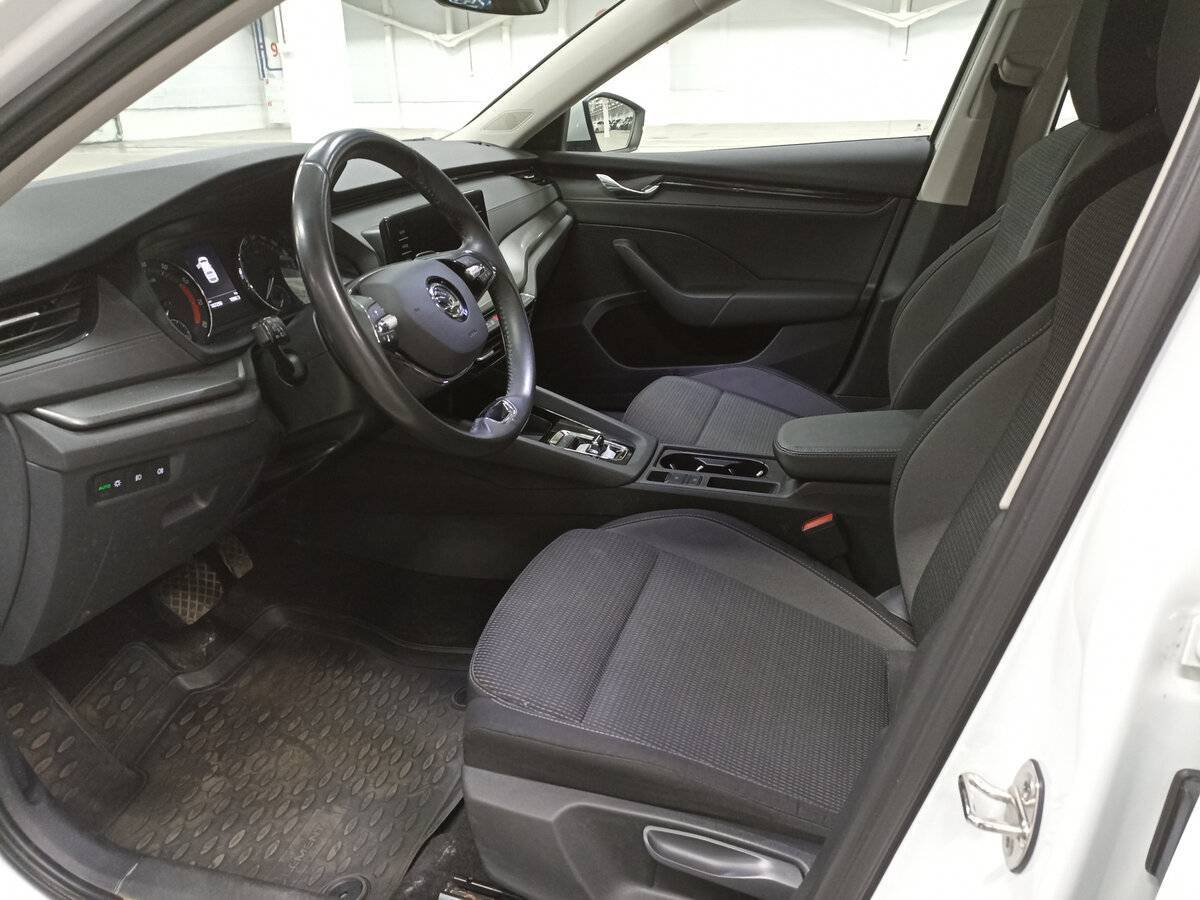 Skoda Octavia б/у, 2021, Автоматическая. Фото: #15