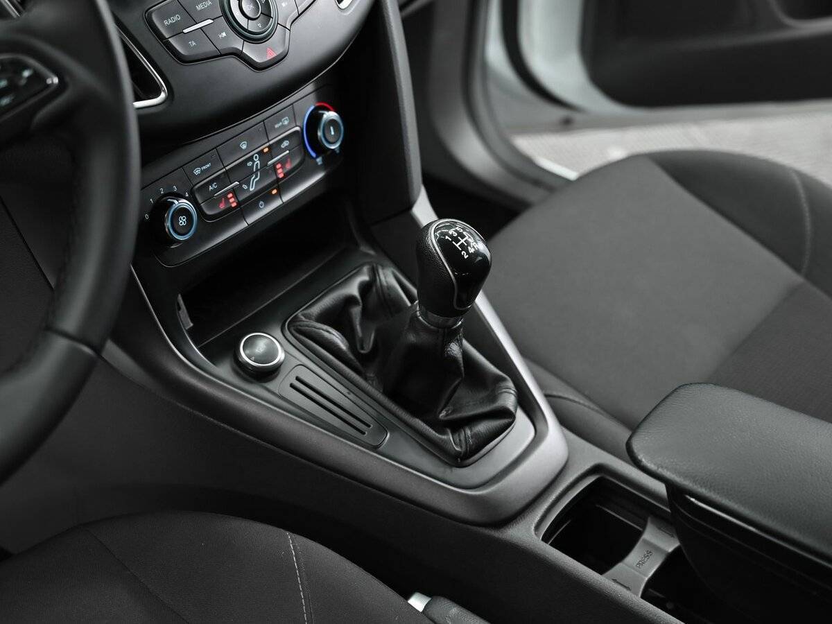 Ford Focus б/у, 2016, Механическая. Фото: #9