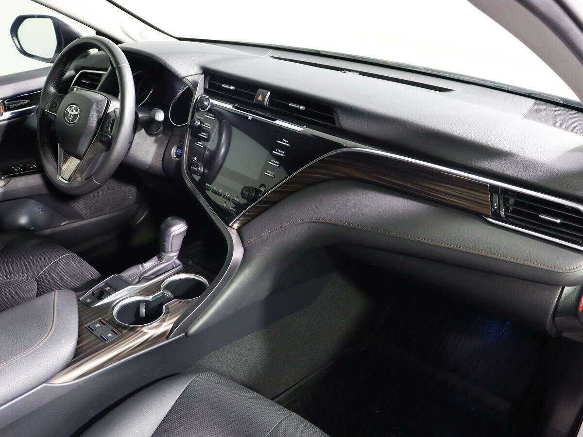 Toyota Camry б/у, 2018, Автоматическая. Фото: #6