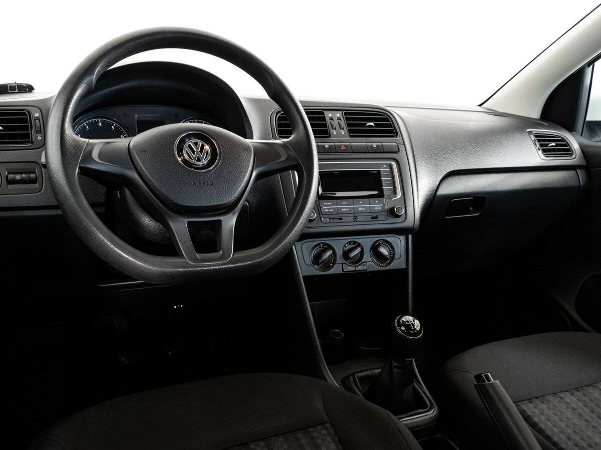 Volkswagen Polo б/у, 2017, Механическая. Фото: #10