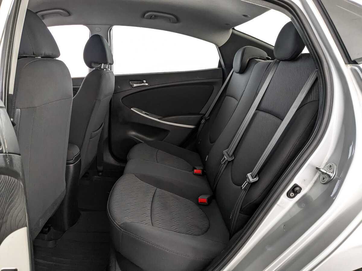 Hyundai Solaris б/у, 2012, Автоматическая. Фото: #13