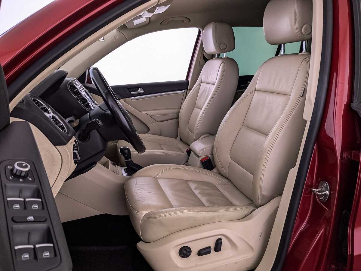 Volkswagen Tiguan б/у, 2014, Автоматическая. Фото: #15