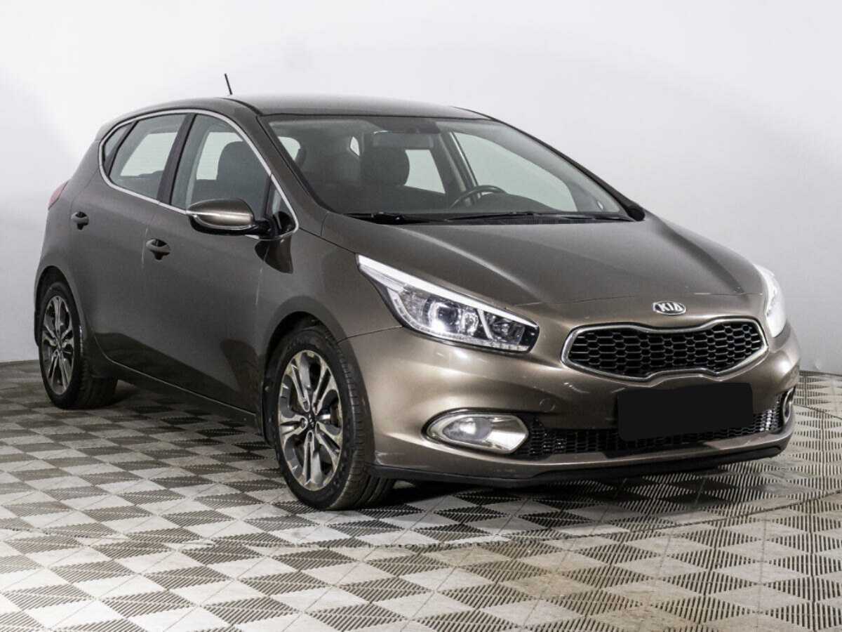 Kia Ceed б/у, 2014, Автоматическая. Фото: #2