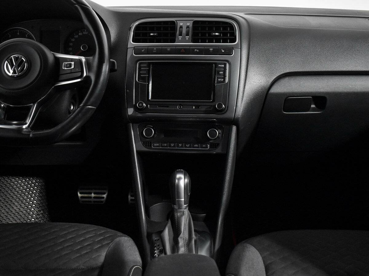 Volkswagen Polo б/у, 2018, Роботизированная. Фото: #12