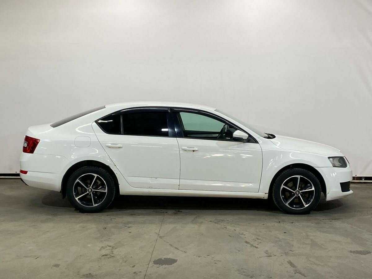 Skoda Octavia б/у, 2013, Механическая. Фото: #3